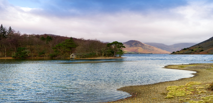 Looking-across-Wastwater-to-old-boathouse