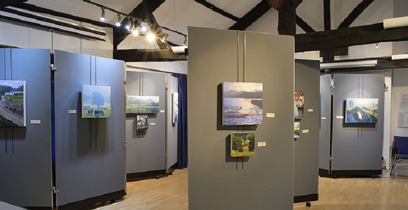 Modern exhibition room with panels around the room