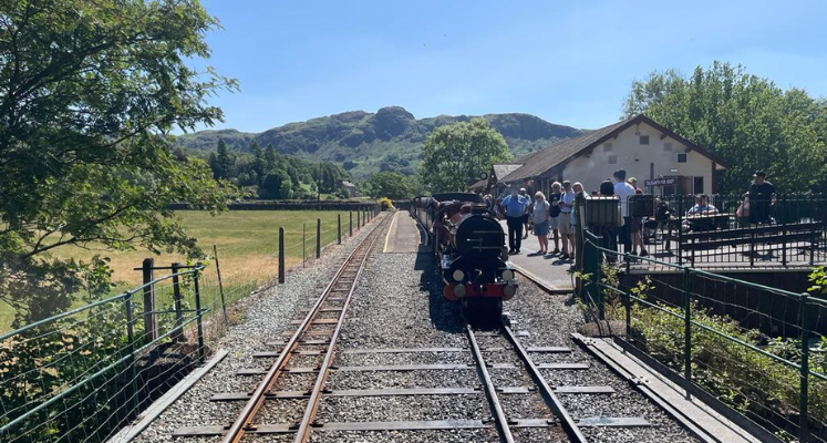 La'al Ratty train